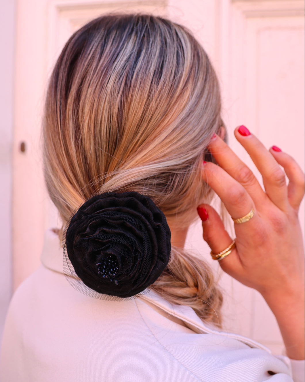 Amour Scrunchie Black