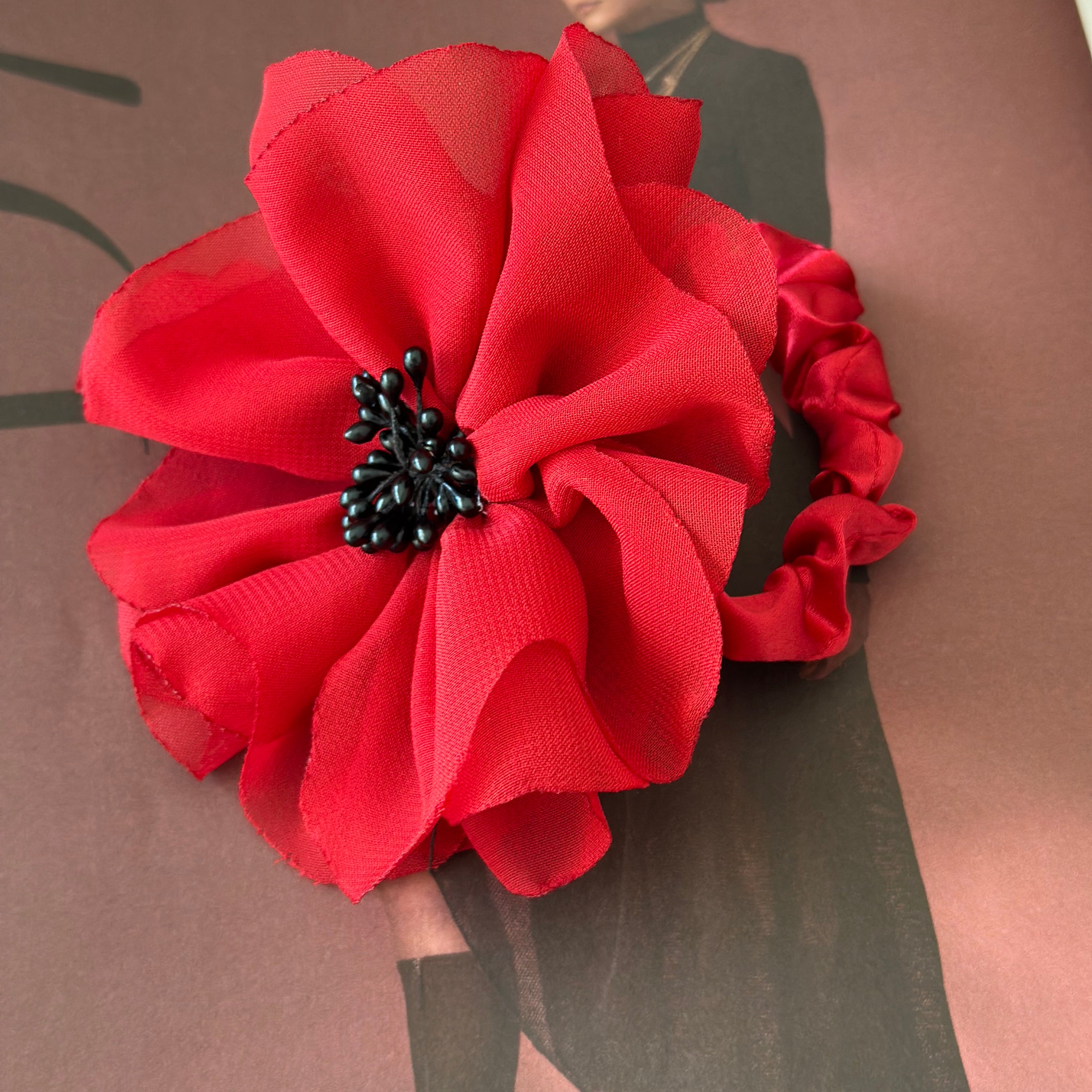 Flor Scrunchie Rojo