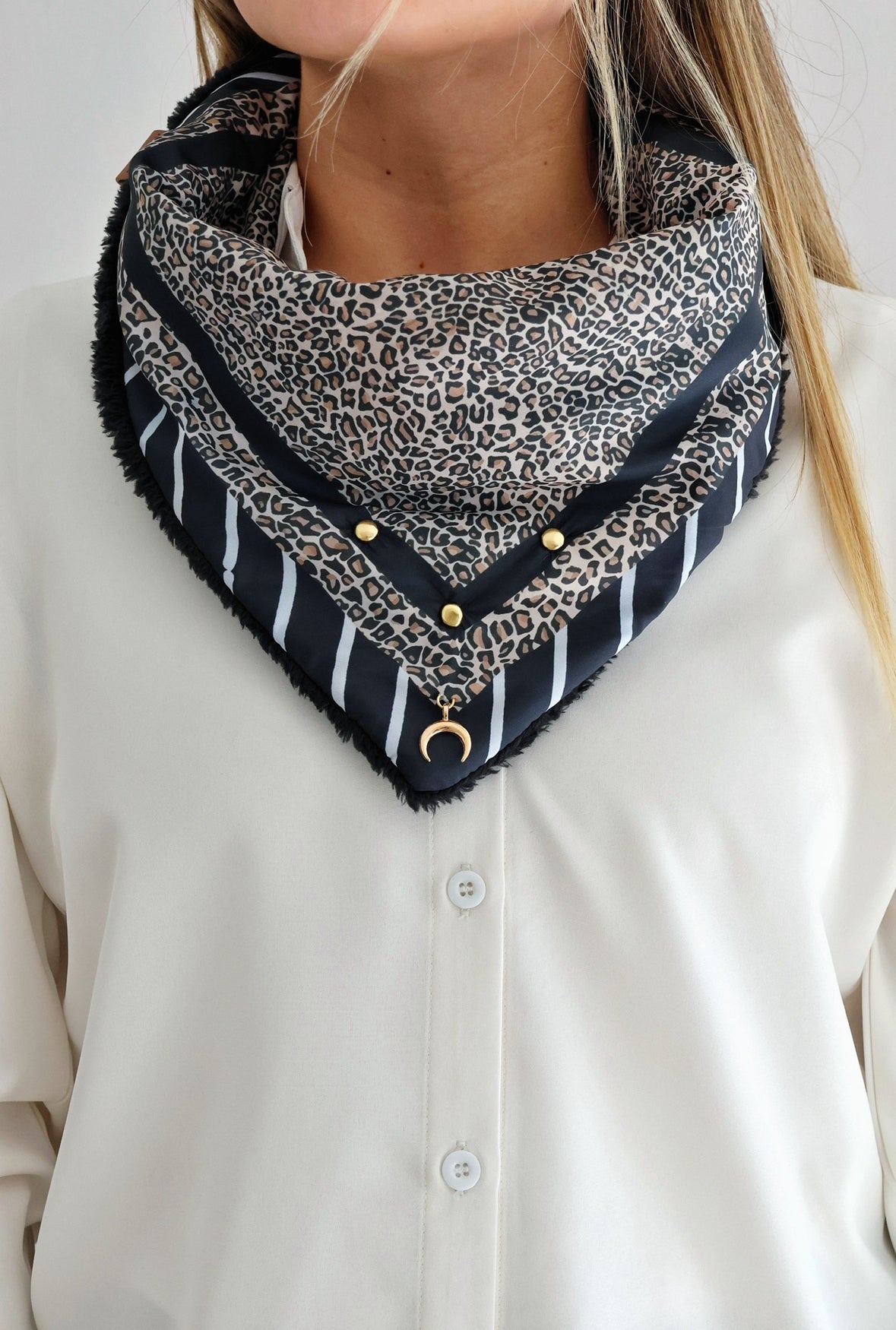 Pañuelo Black Lines II