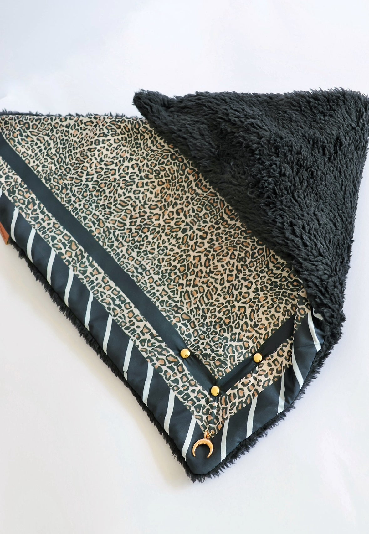 Pañuelo Black Lines II