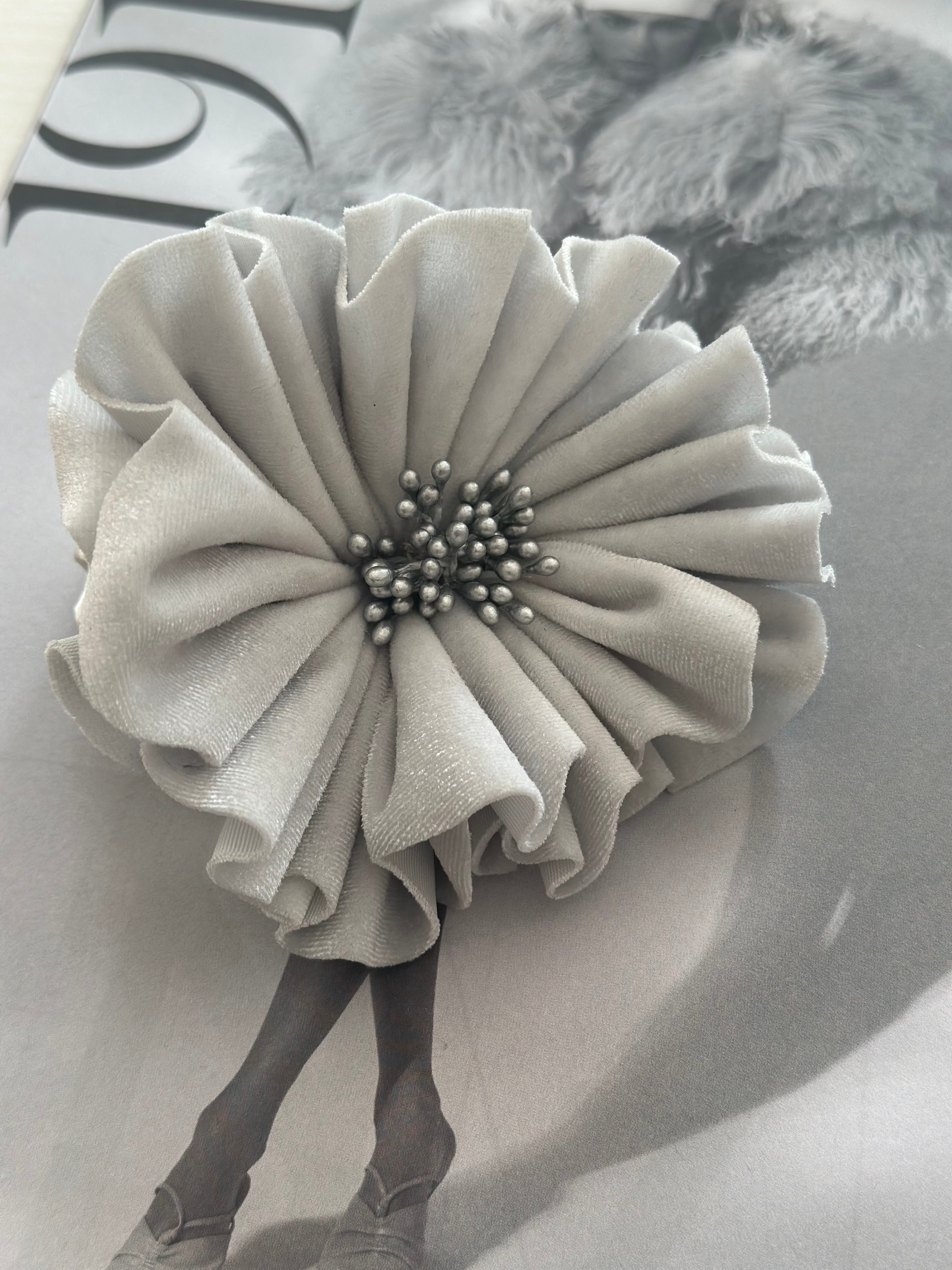 SCRUNCHIE WHITE FLORENTINE