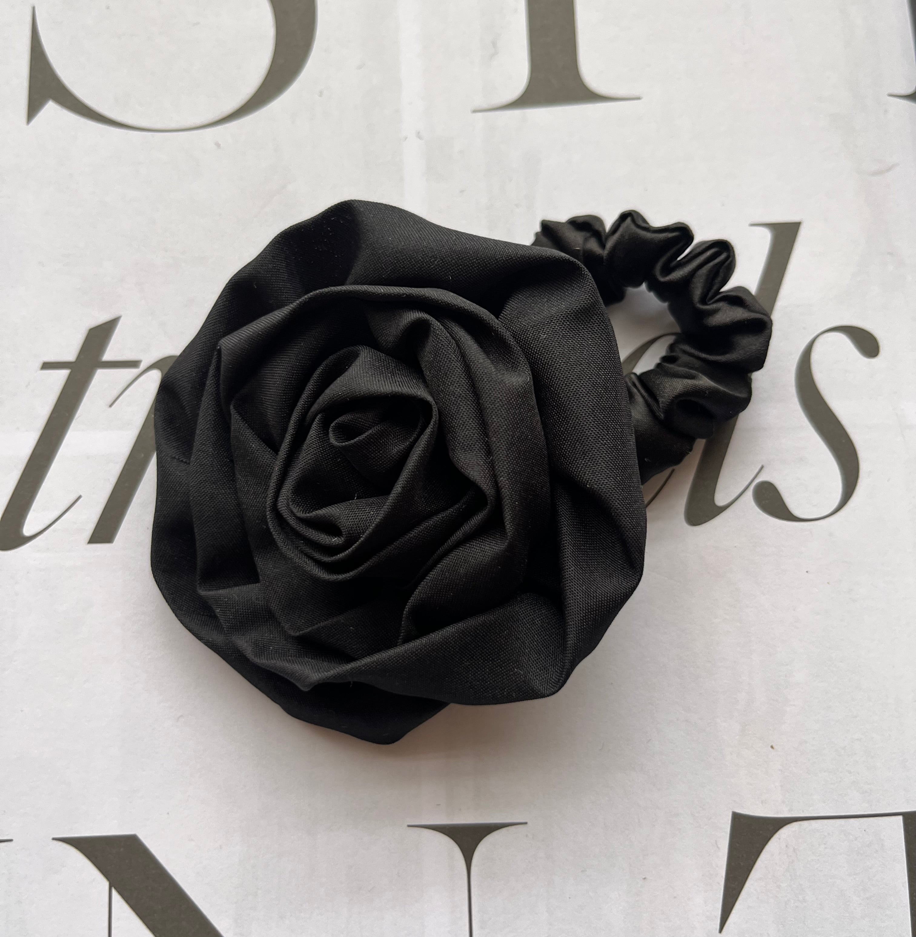 Rosa Scrunchie Black