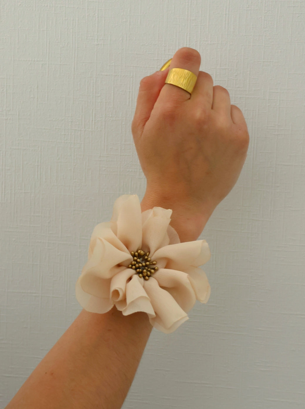 Flor Scrunchie Blanco