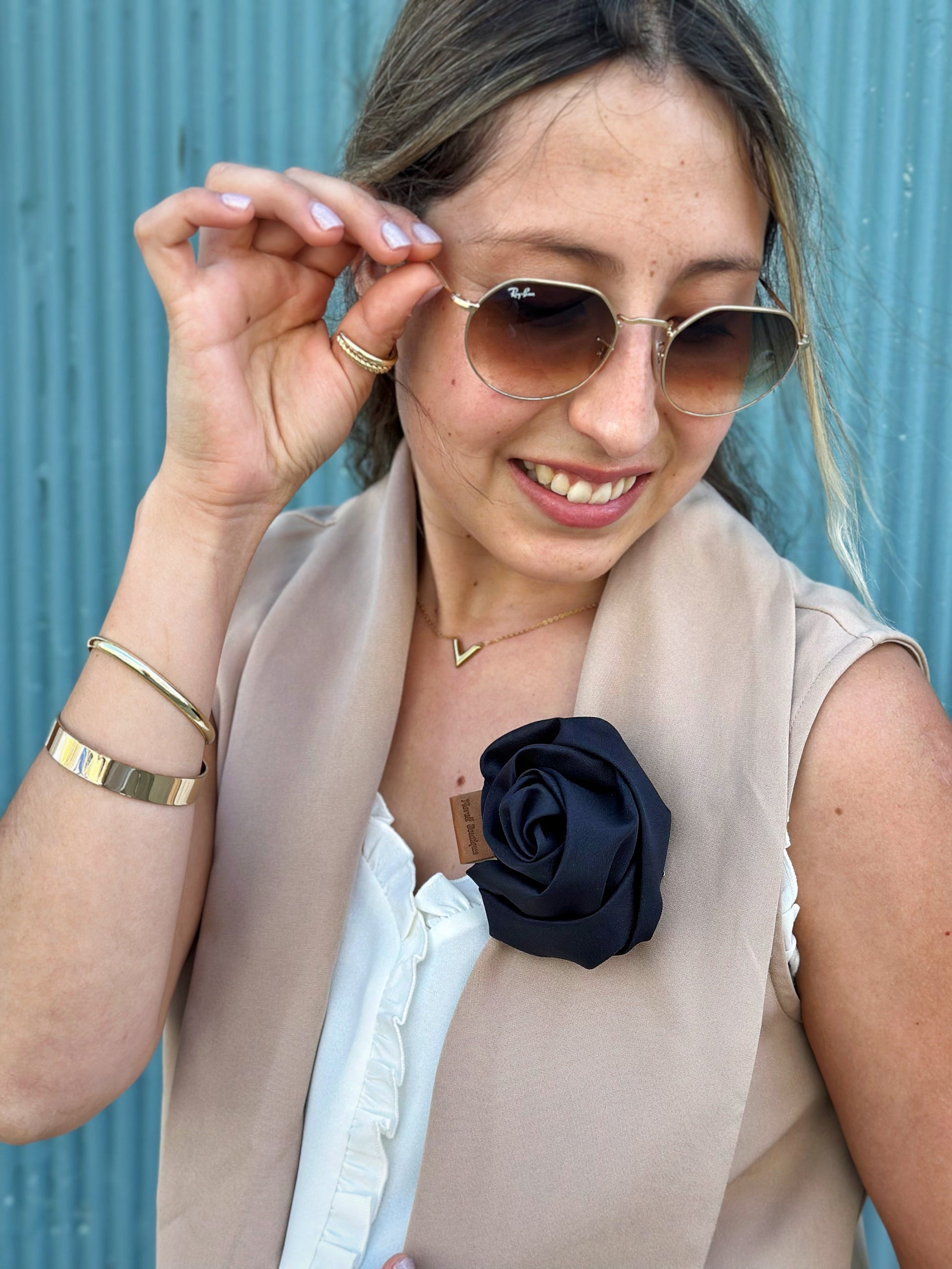 Flor Black Pequeña