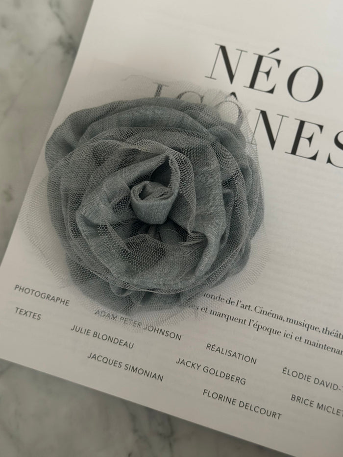 Le Rose Grey