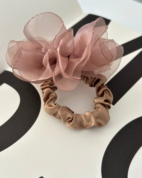 Flor Scrunchie Gold