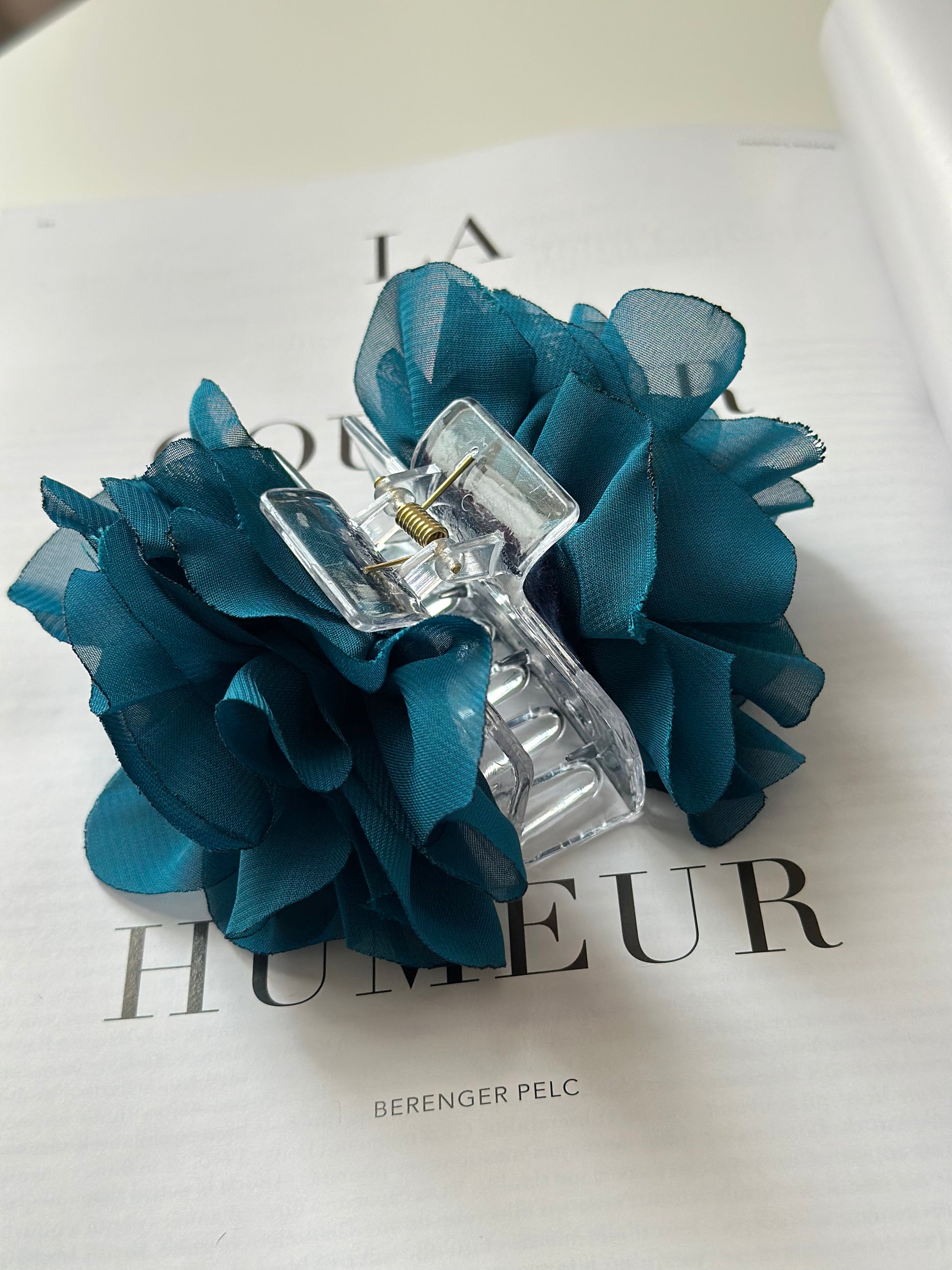 Hair Clip Flor Petróleo