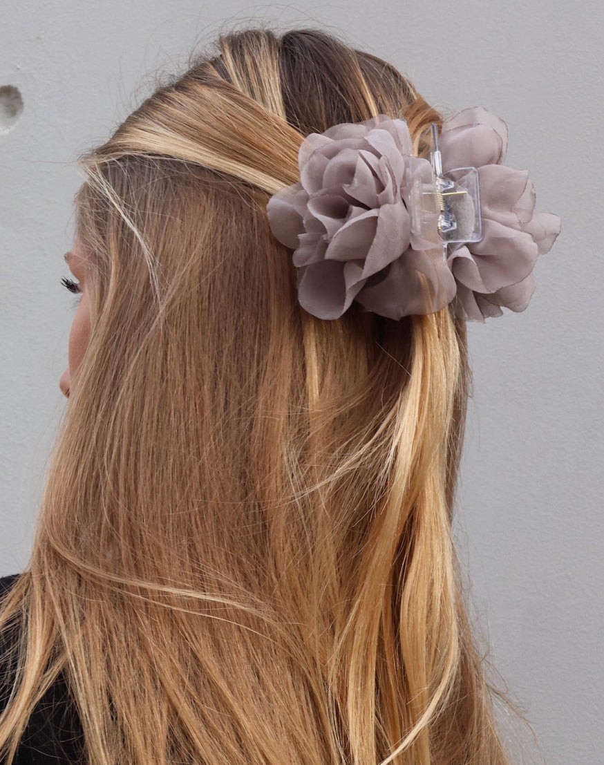 Hair Clip Flor Gris Claro