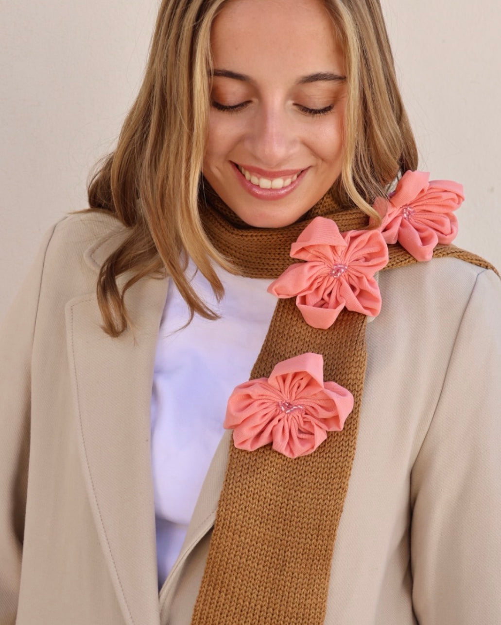 BUFANDA FLEUR BEIGE