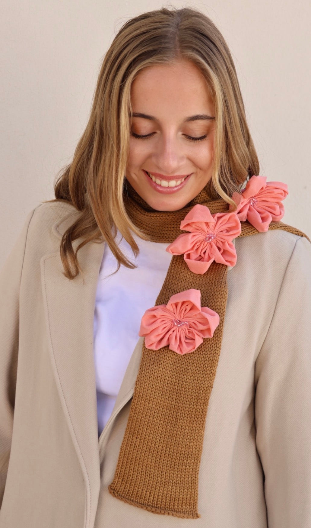 BUFANDA FLEUR BEIGE
