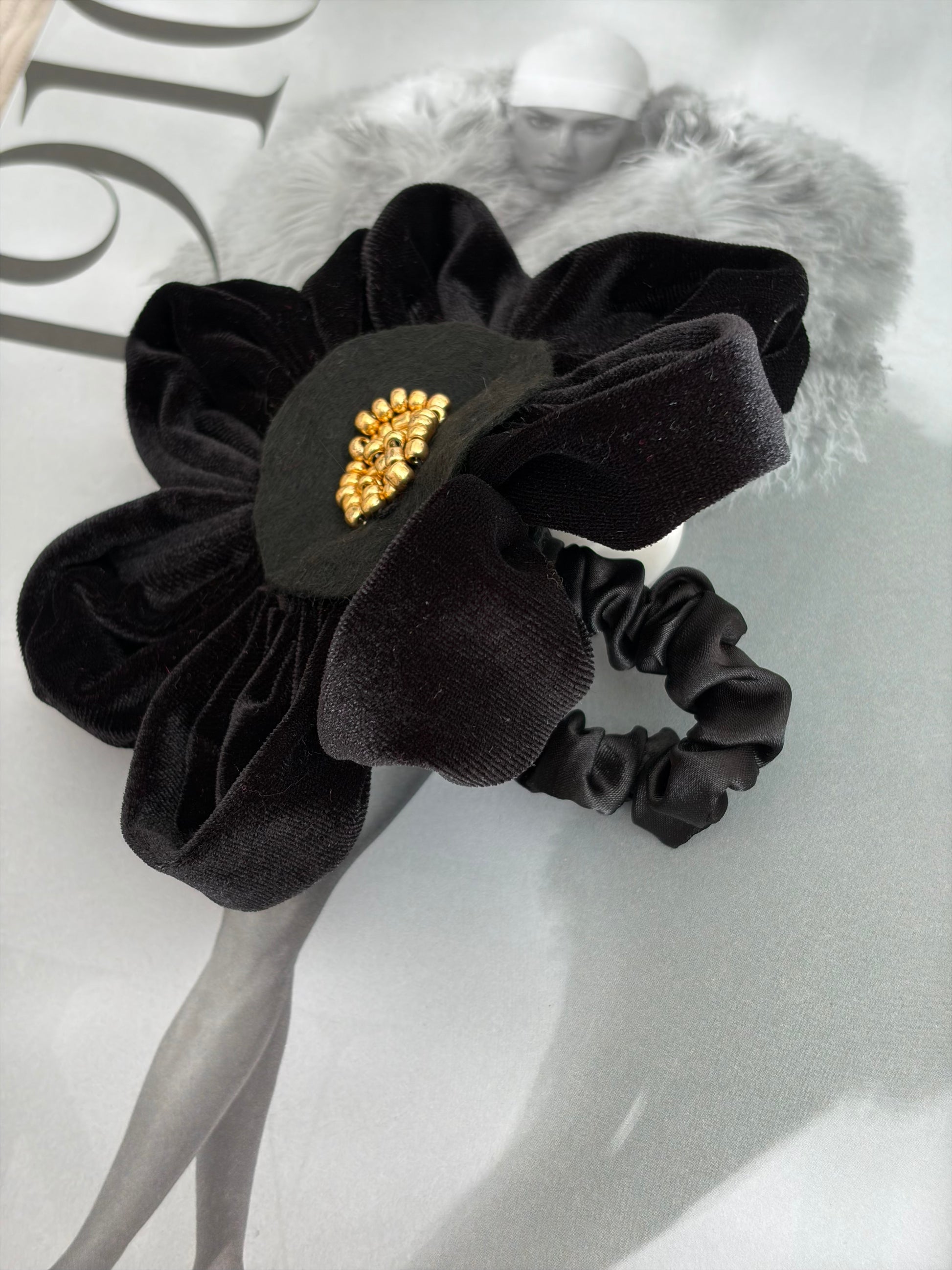 SCRUNCHIE BLACK ROSÉ