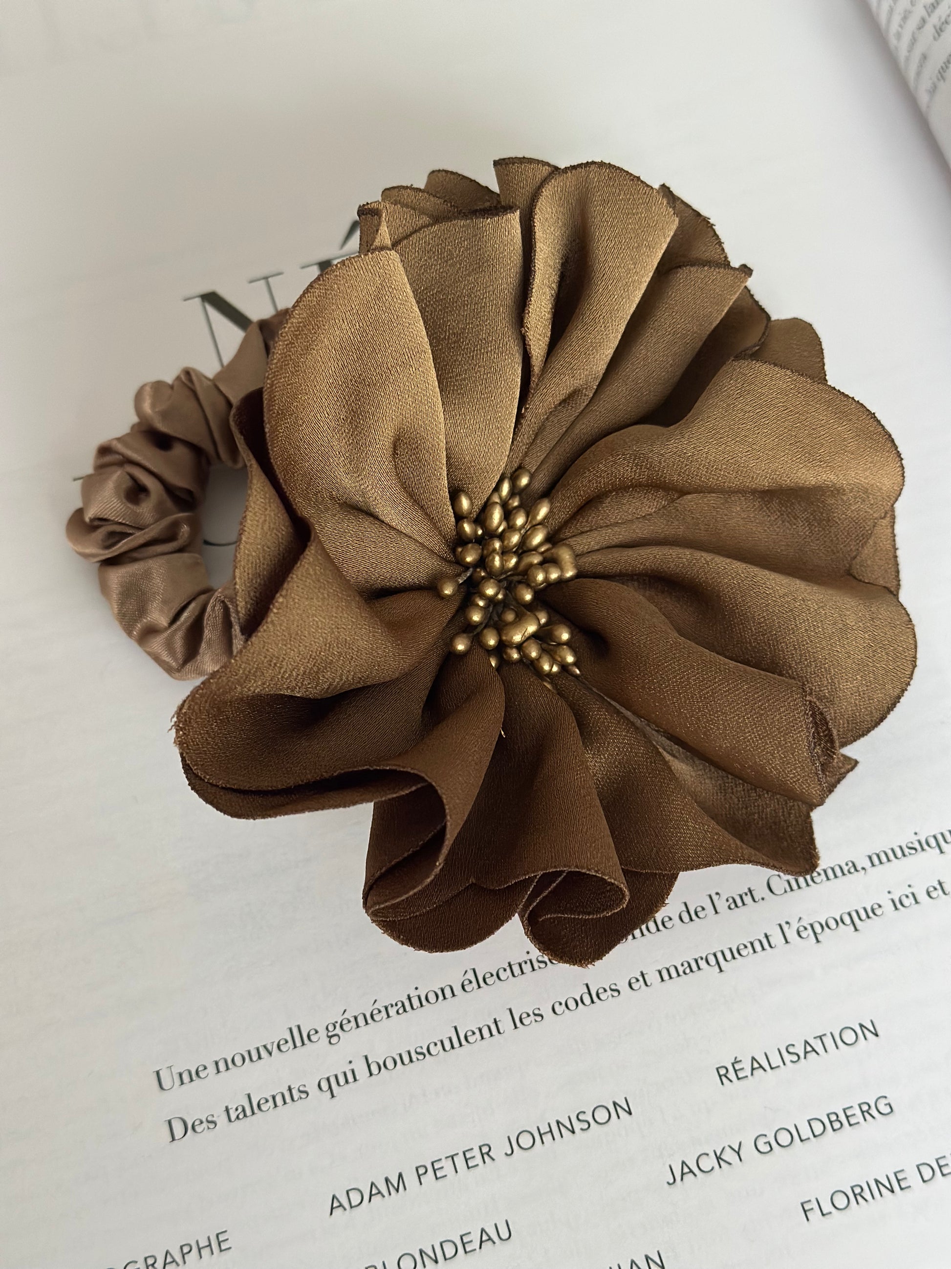 Florentine Scrunchie Gold