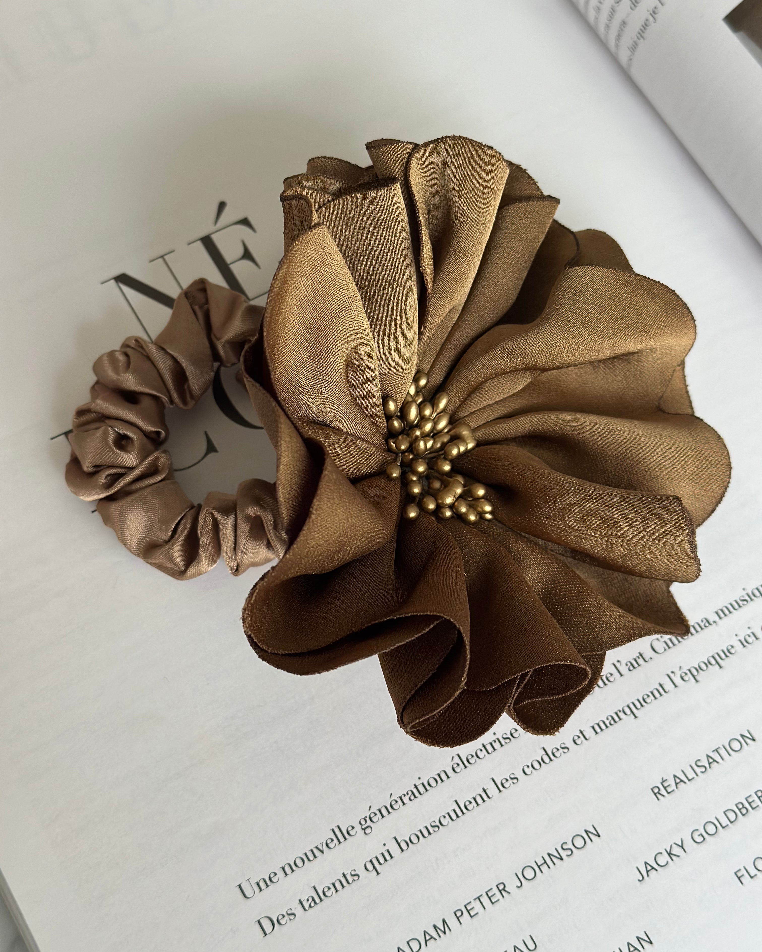 Florentine Scrunchie Gold