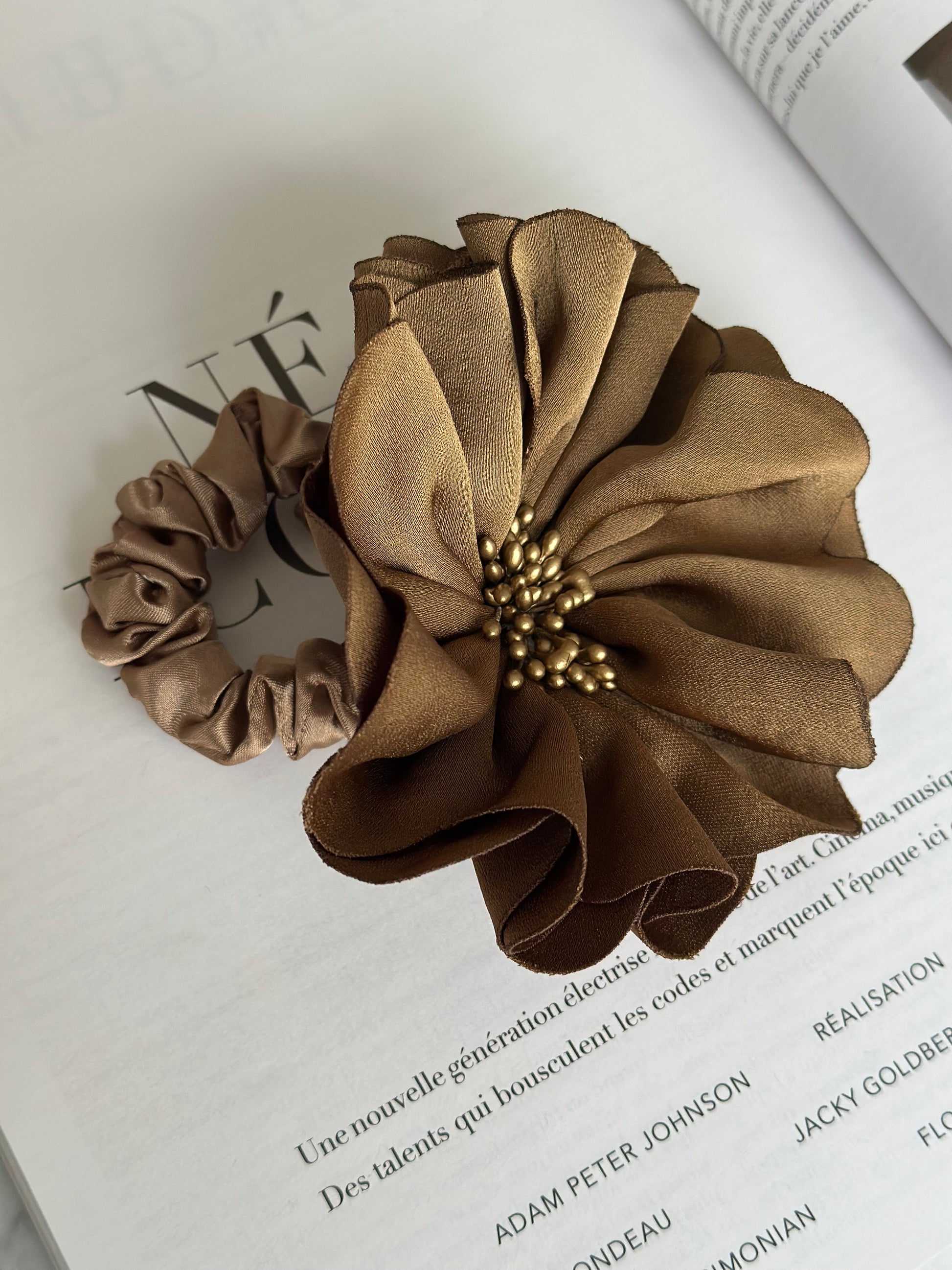 Florentine Scrunchie Gold