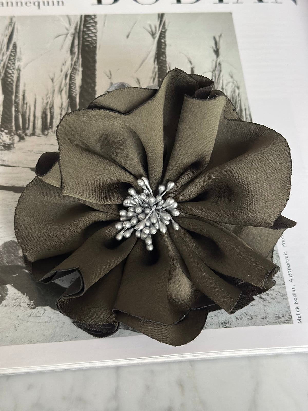 Florentine Scrunchie Olive