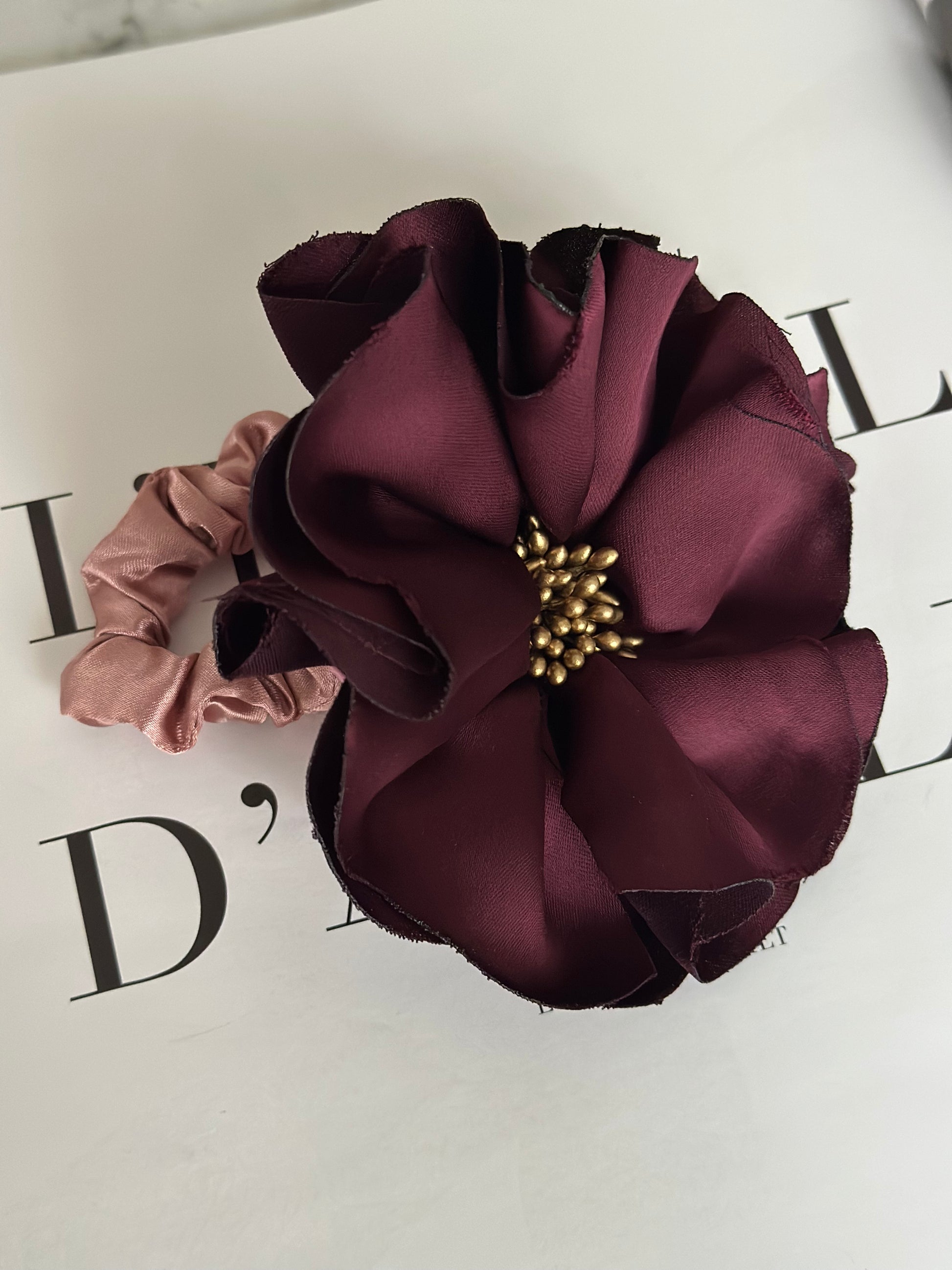 Florentine Scrunchie Wine