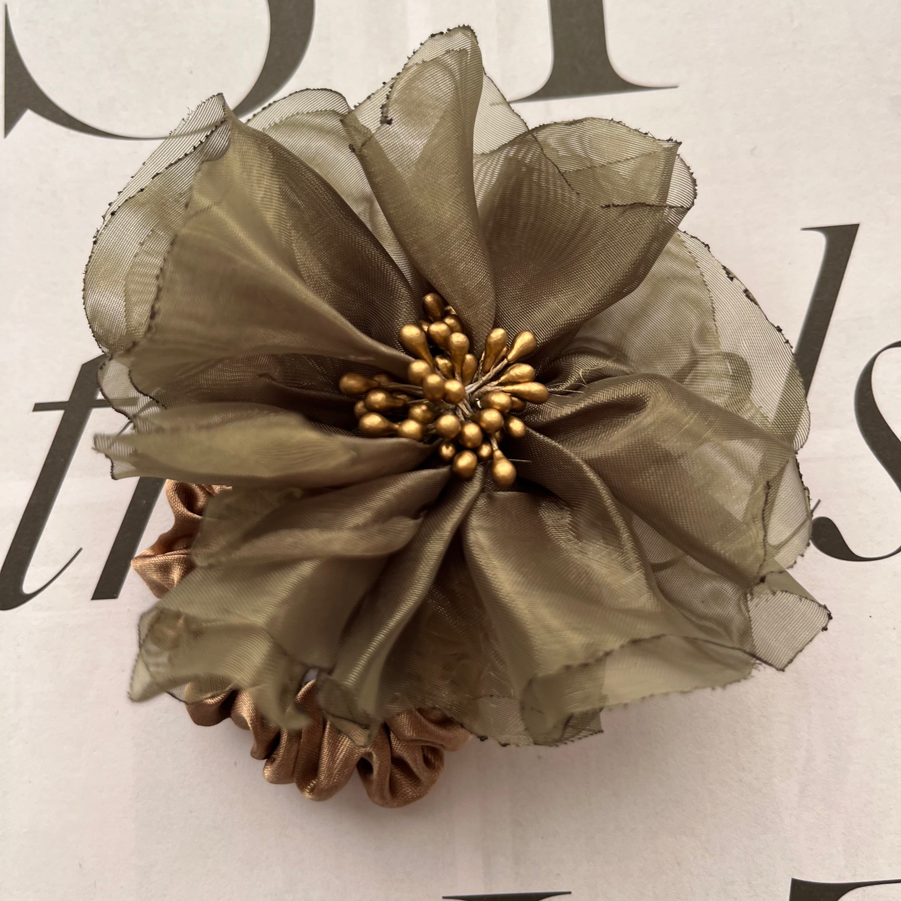 Flor Scrunchie Olive