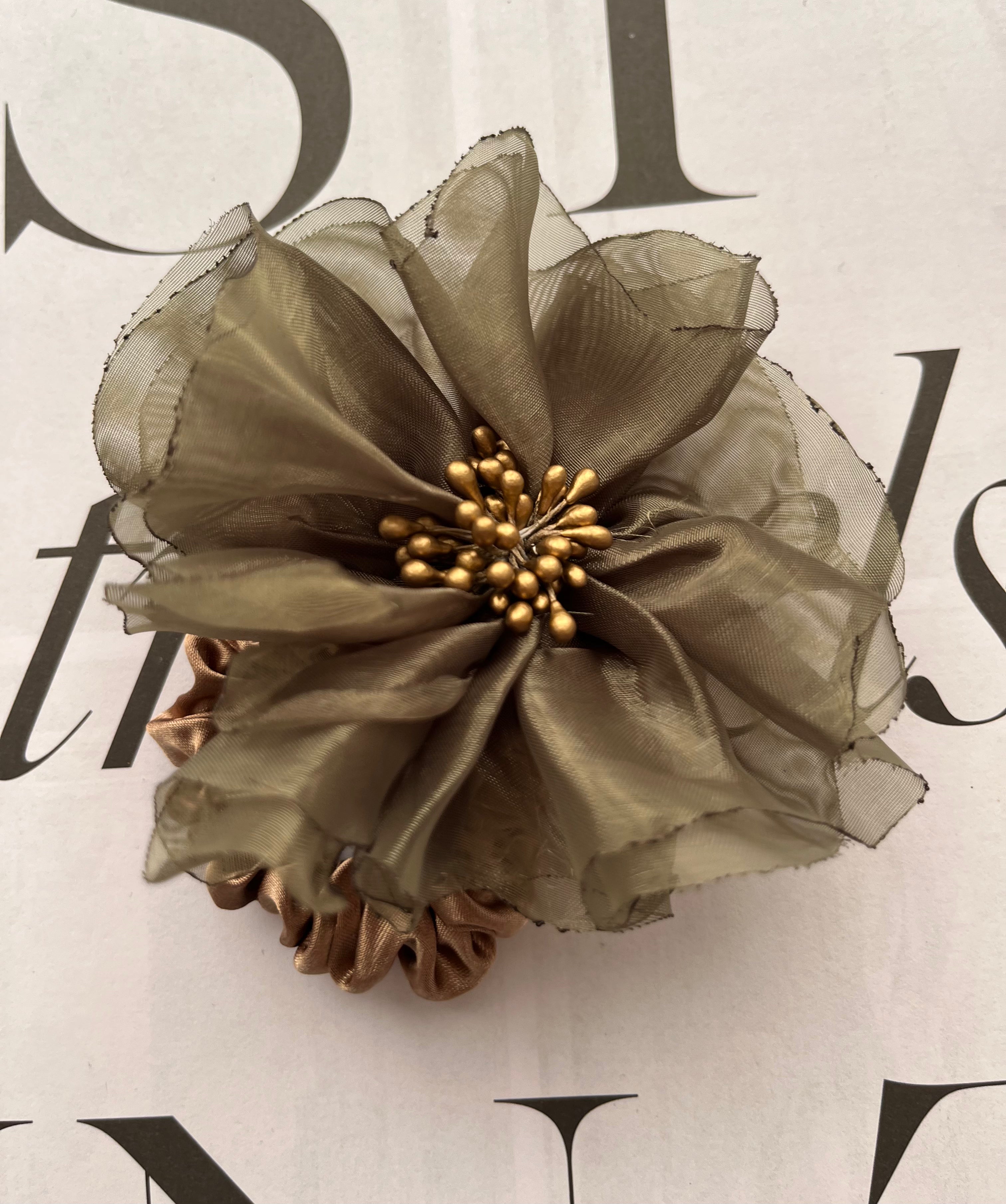 Flor Scrunchie Olive