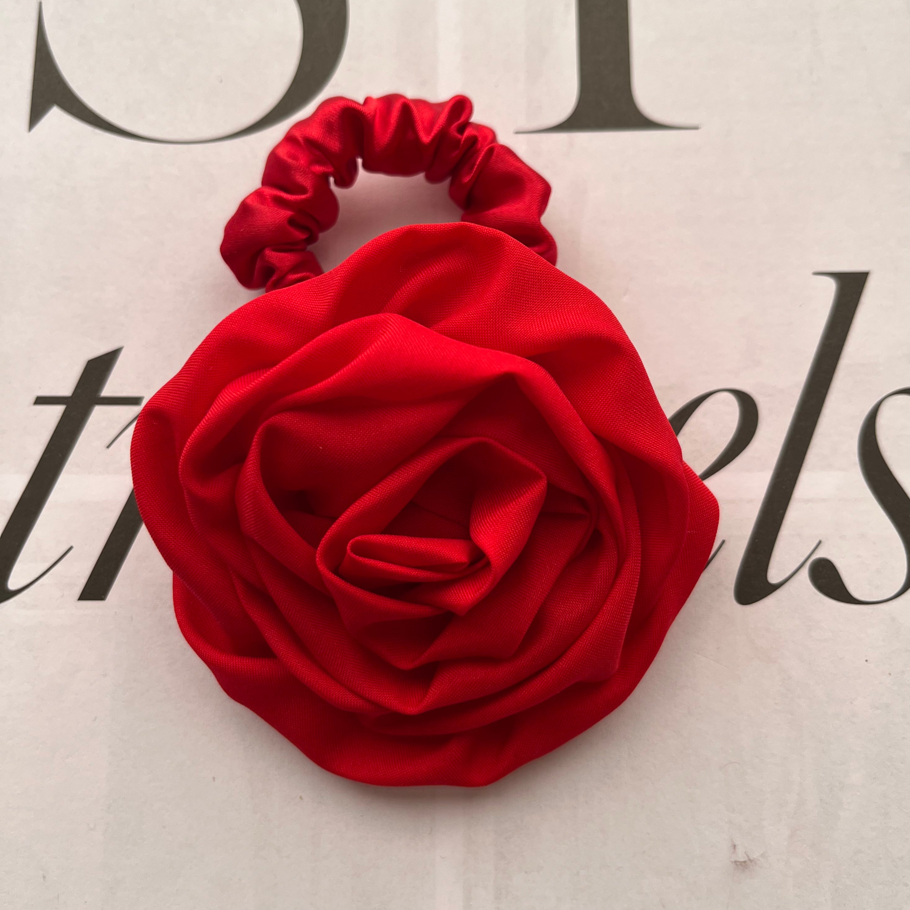 Rosa Scrunchie Red