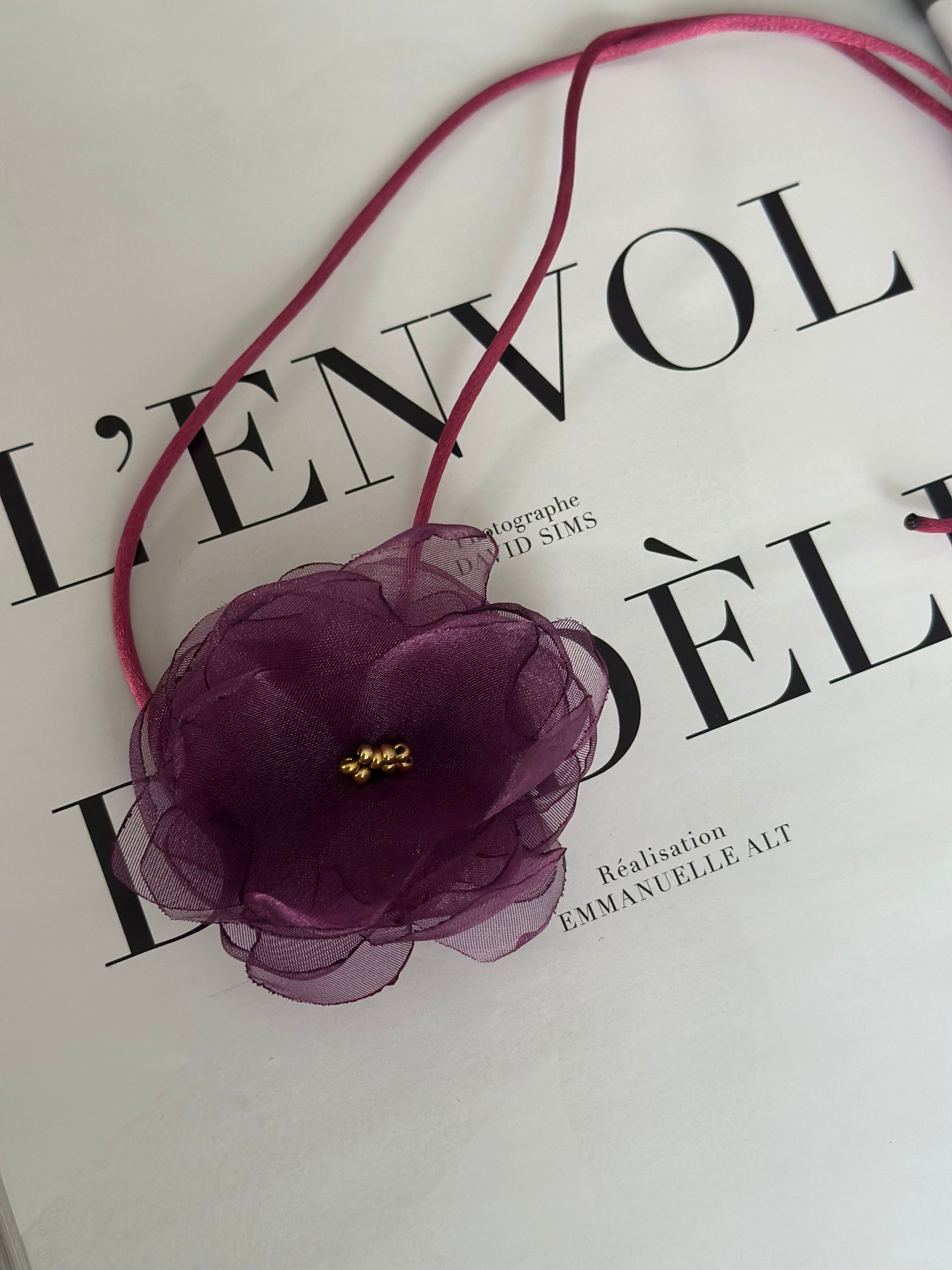 La Pieza Collar • Cintillo Rosa Pequeño