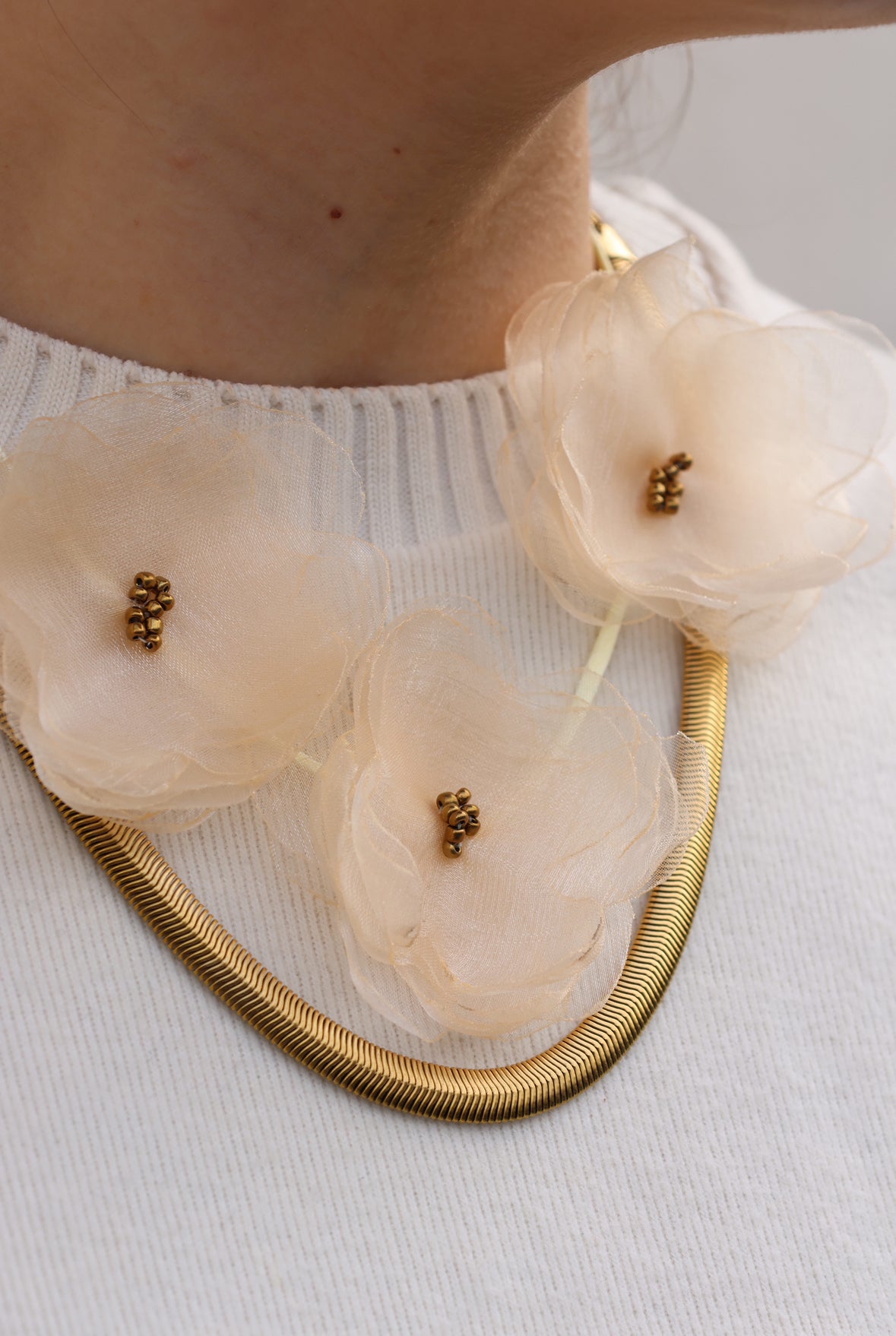 La Pieza Collar • Cintillo Blanco Grande