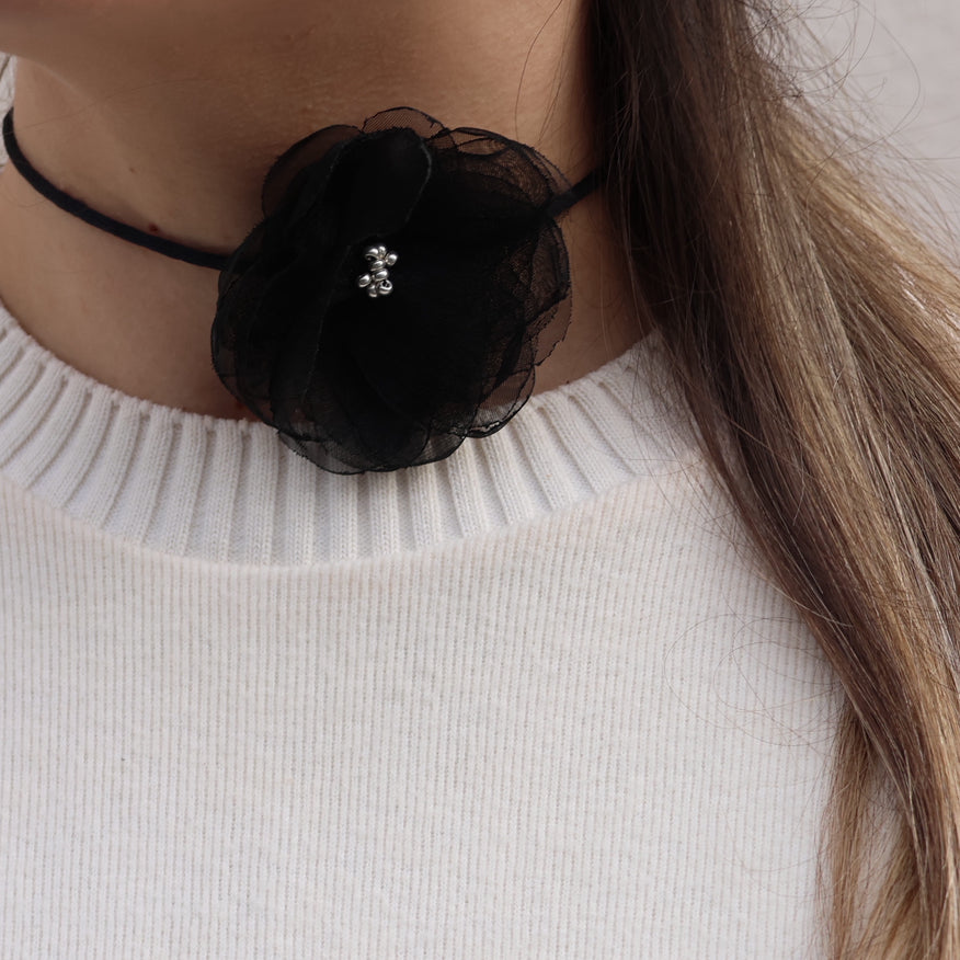 La Pieza Collar • Cintillo Negro Pequeño