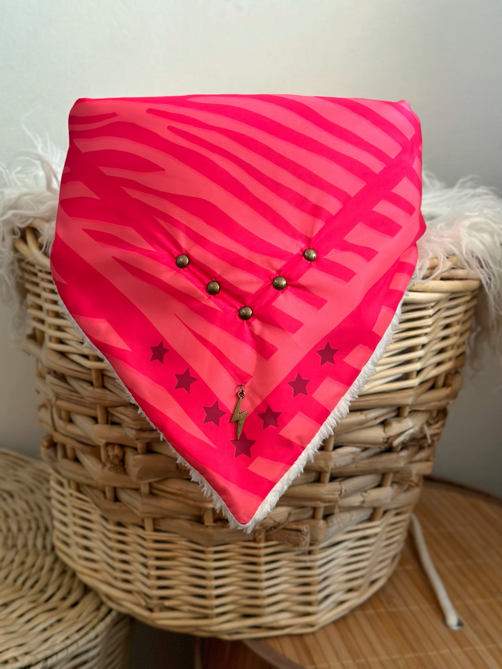 Pañuelo con chiporro pink thunder