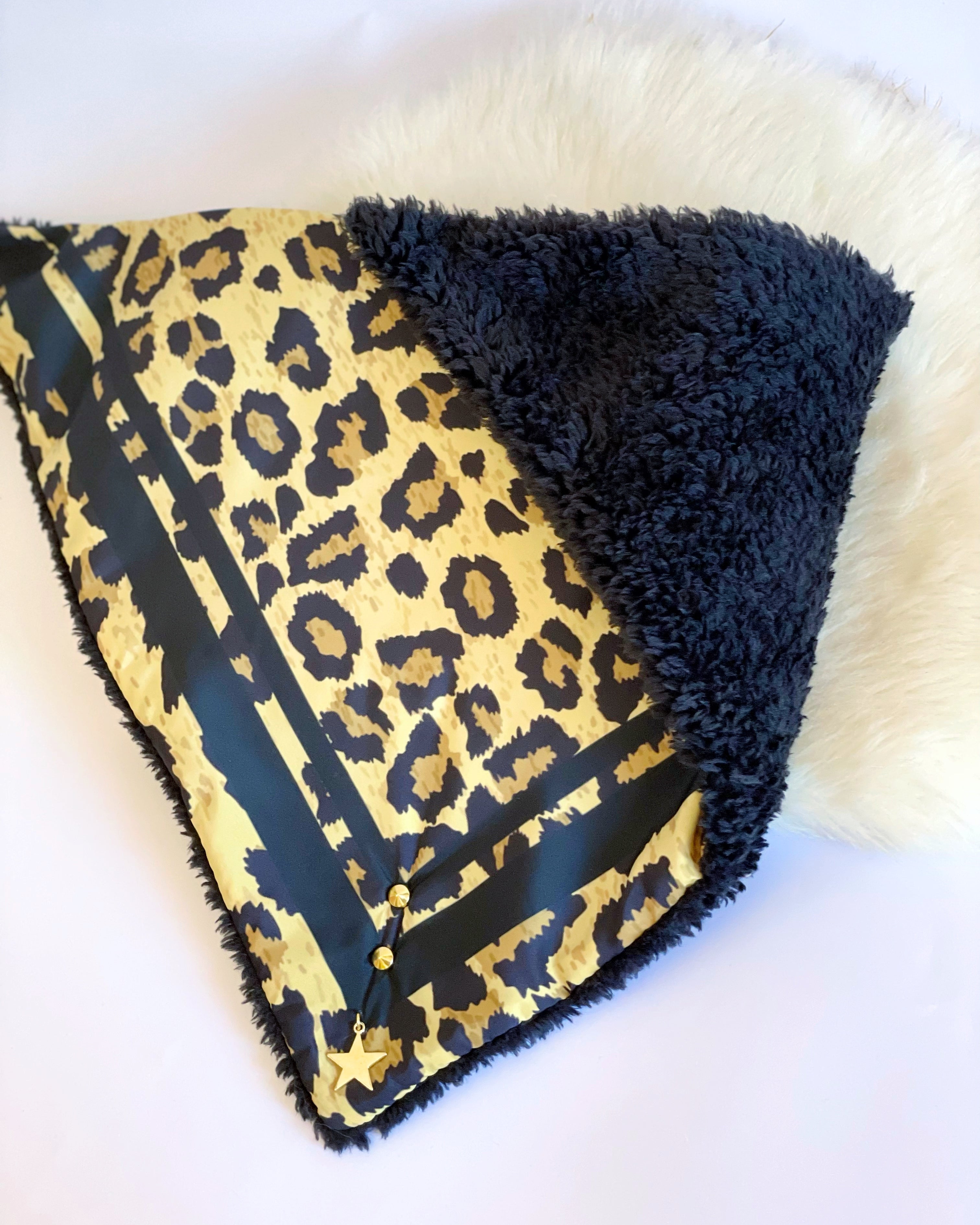 Pañuelo Black Leopard Print