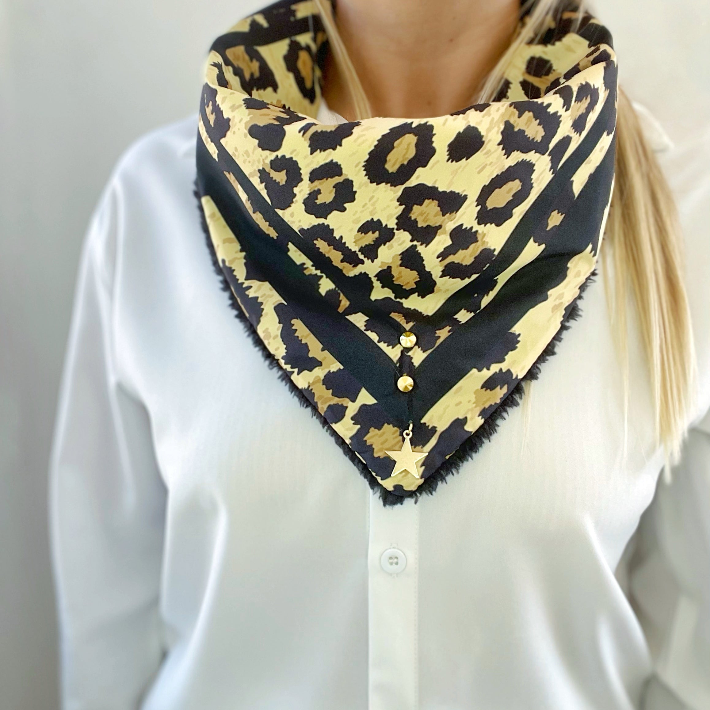 Pañuelo Black Leopard Print