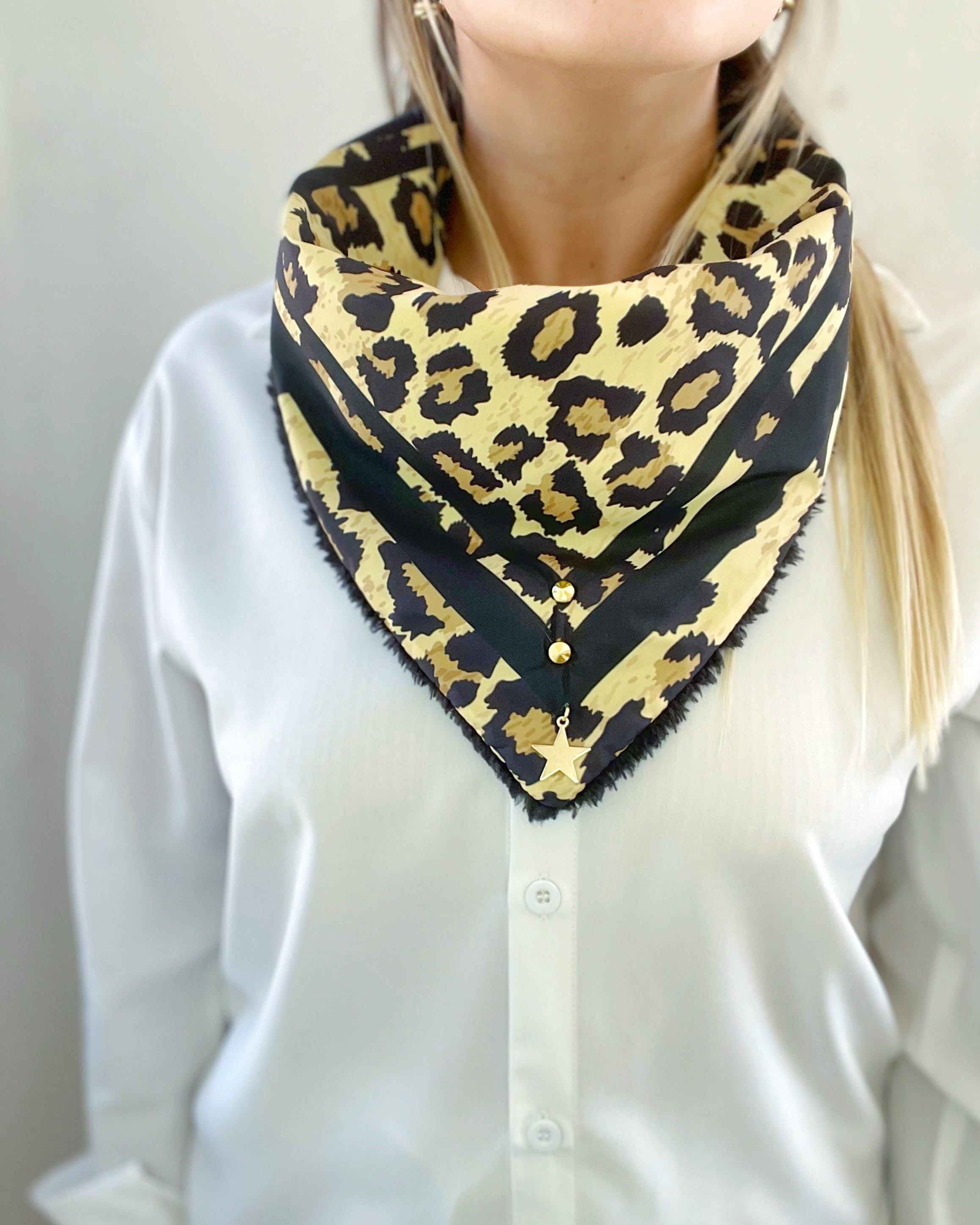 Pañuelo Black Leopard Print