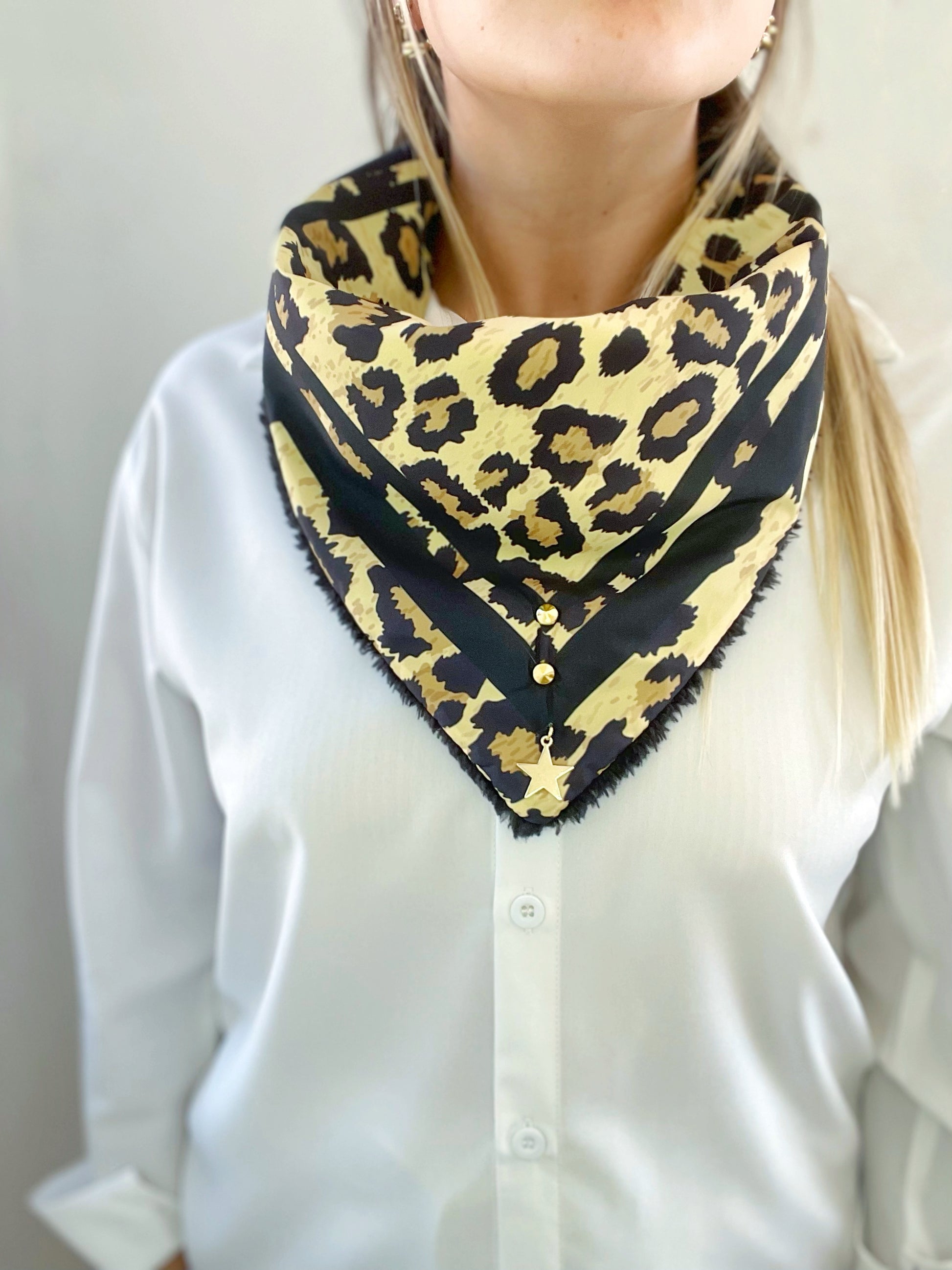 Pañuelo Black Leopard Print