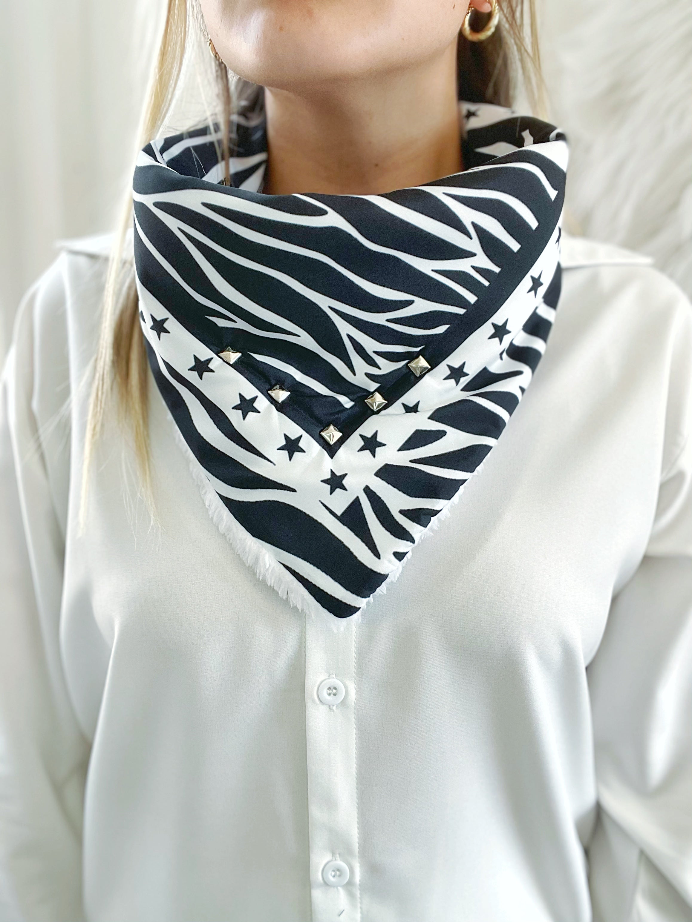 Pañuelo Chiporro Black And White Stars